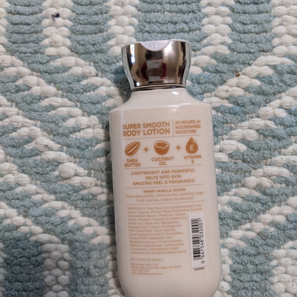 Warm Vanilla Sugar Lotion - Picture 2 of 2